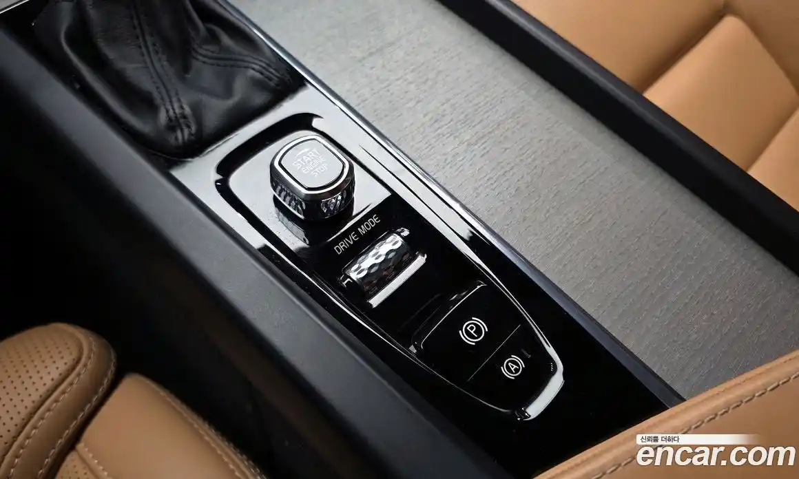 Volvo V60 2020 2.0 автомат (гидро), фото 31
