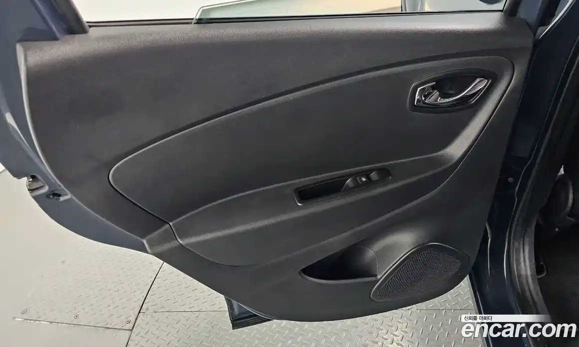 Renault QM3 2016 1.5 гидро, фото 15