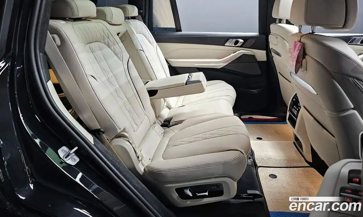 BMW X7 2025 3.0 автомат (гидро), фото 18
