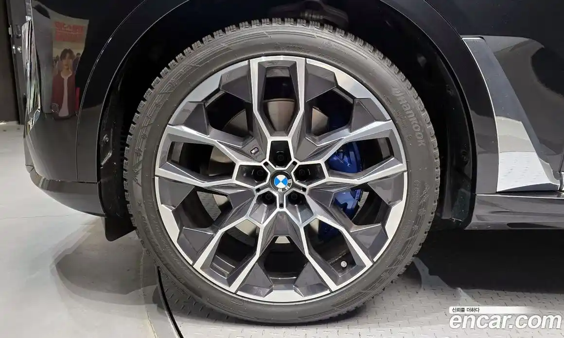 BMW X7 2025 3.0 автомат (гидро), фото 5