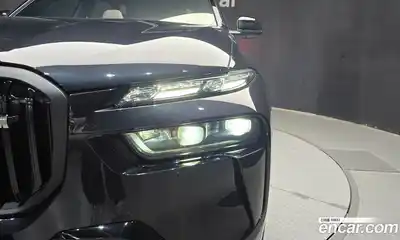 BMW X7 2025 3.0 автомат (гидро), миниатюра 8