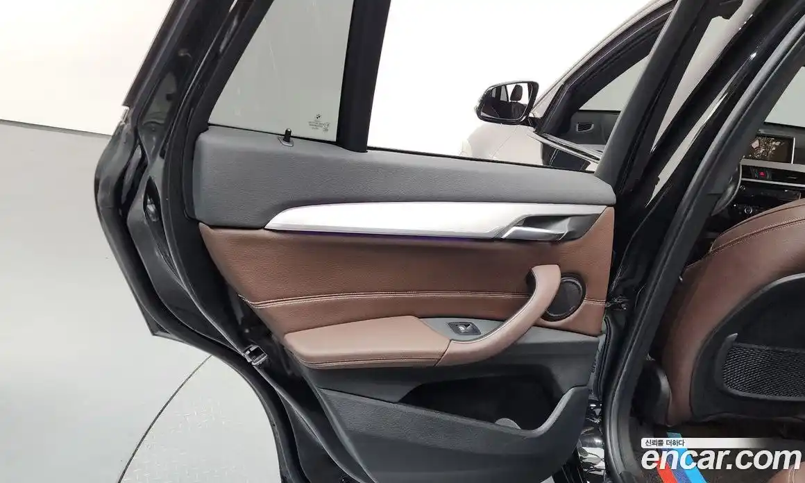 BMW X1 2022 2.0 гидро, фото 15