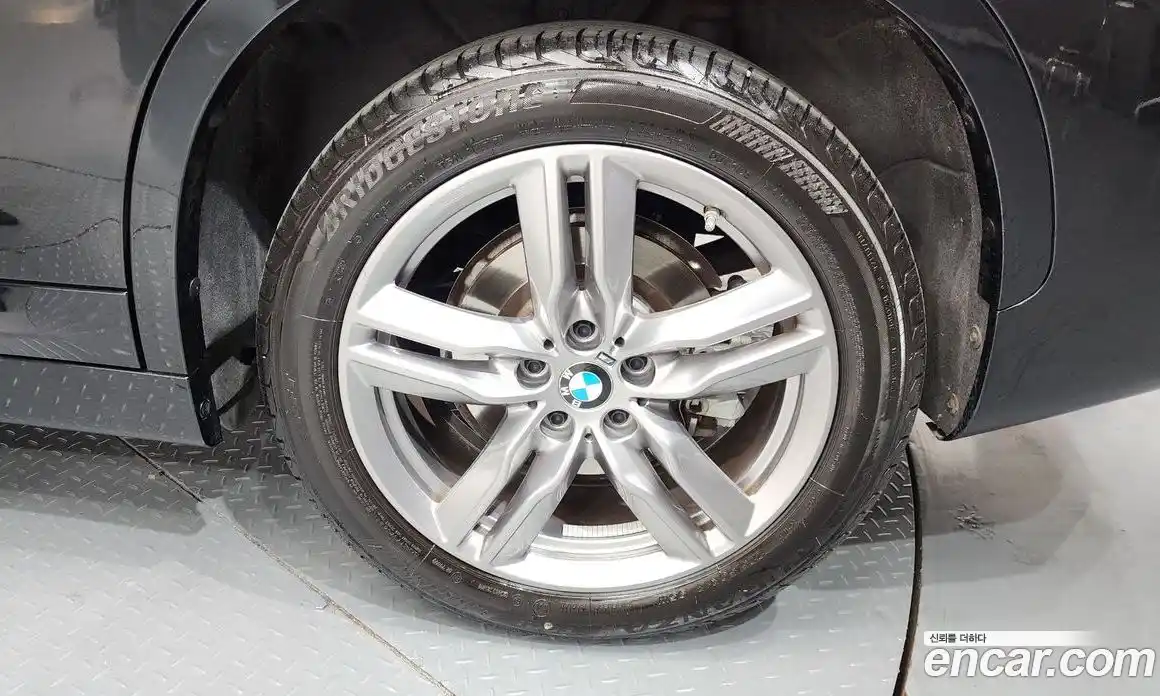 BMW X1 2022 2.0 гидро, фото 7