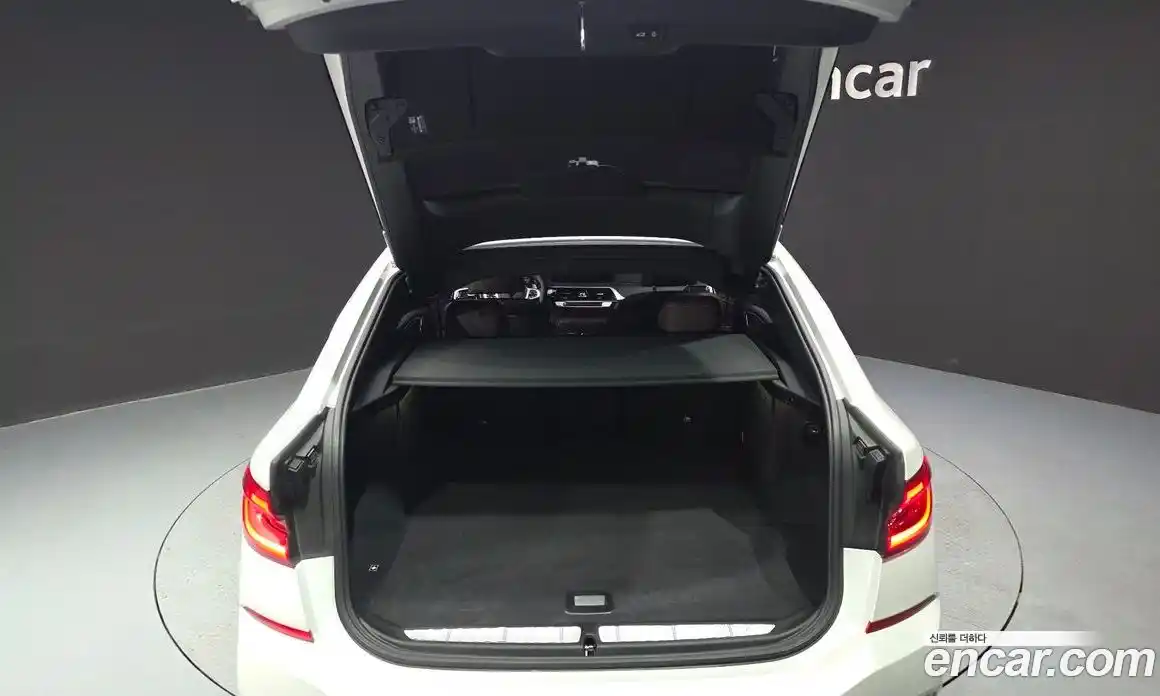 BMW 6-Series 2022 2.0 гидро, фото 23