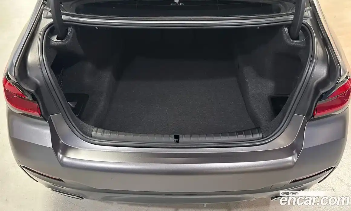 BMW 5 серия 2021 2.0 автомат (гидро), фото 20