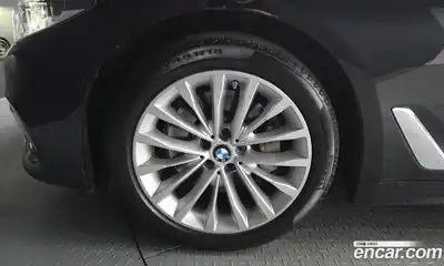 BMW 5 серия 2018 2.0 автомат (гидро), миниатюра 4
