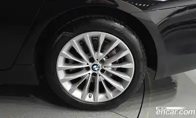 BMW 5 серия 2018 2.0 автомат (гидро), миниатюра 6