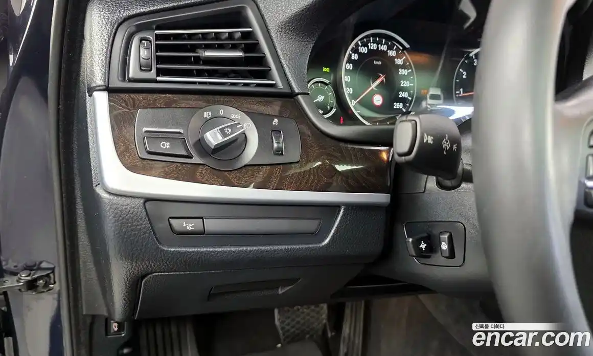 BMW 5-Series 2014 2.0 гидро, фото 16