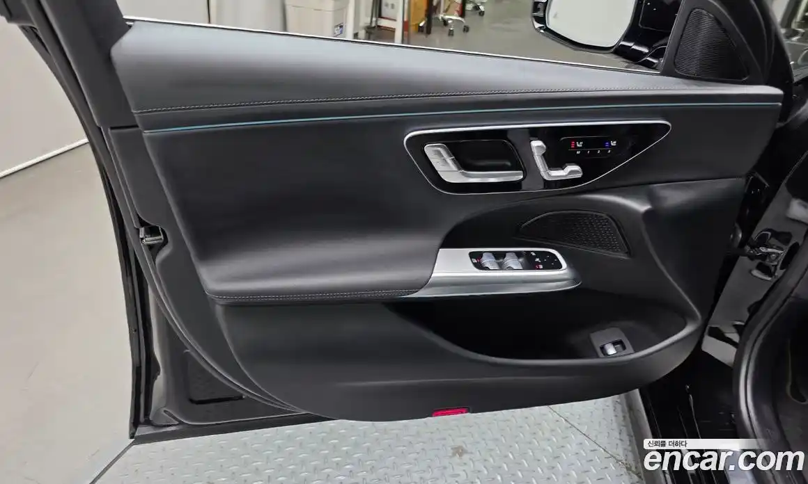 Mercedes-Benz E-Class 2025 2.0 гидро, фото 14