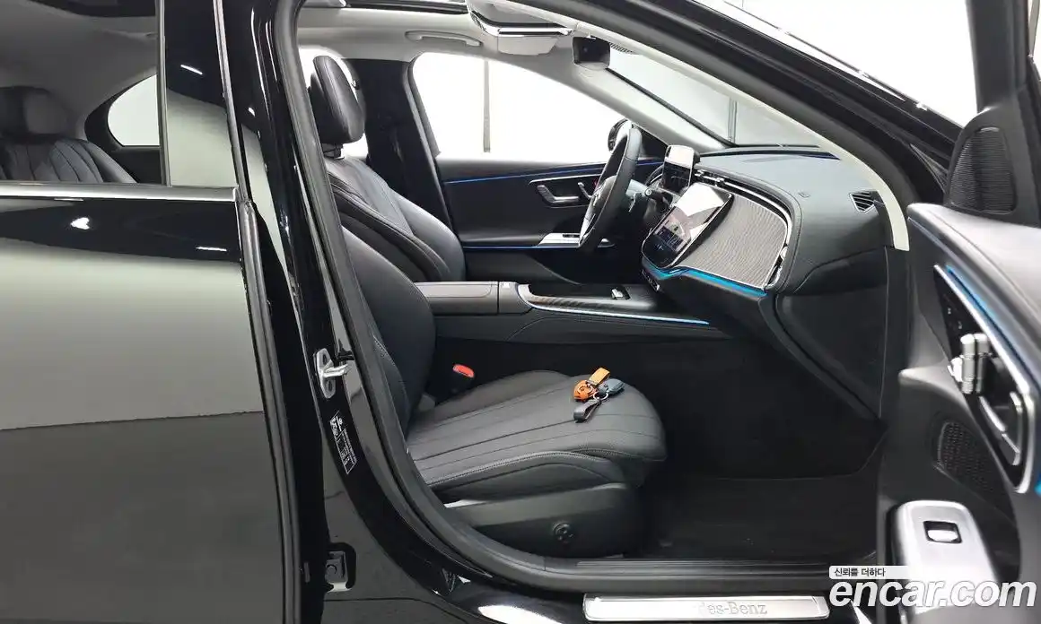 Mercedes-Benz E-Class 2025 2.0 гидро, фото 16