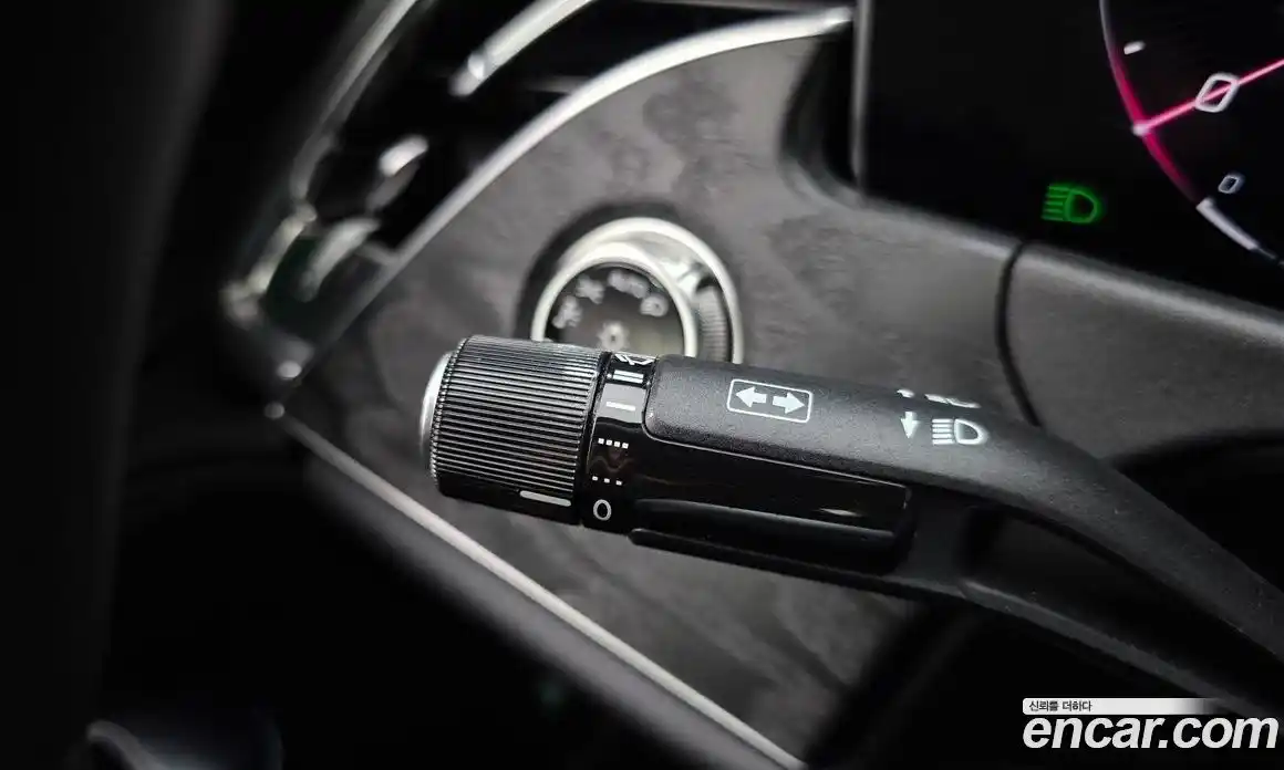 Mercedes-Benz E-Class 2025 2.0 гидро, фото 25