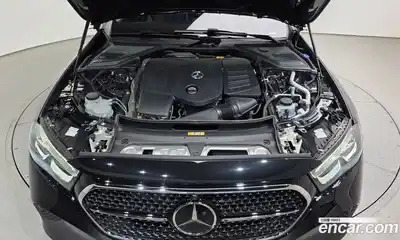 Mercedes-Benz E-Class 2025 2.0 гидро, миниатюра 6
