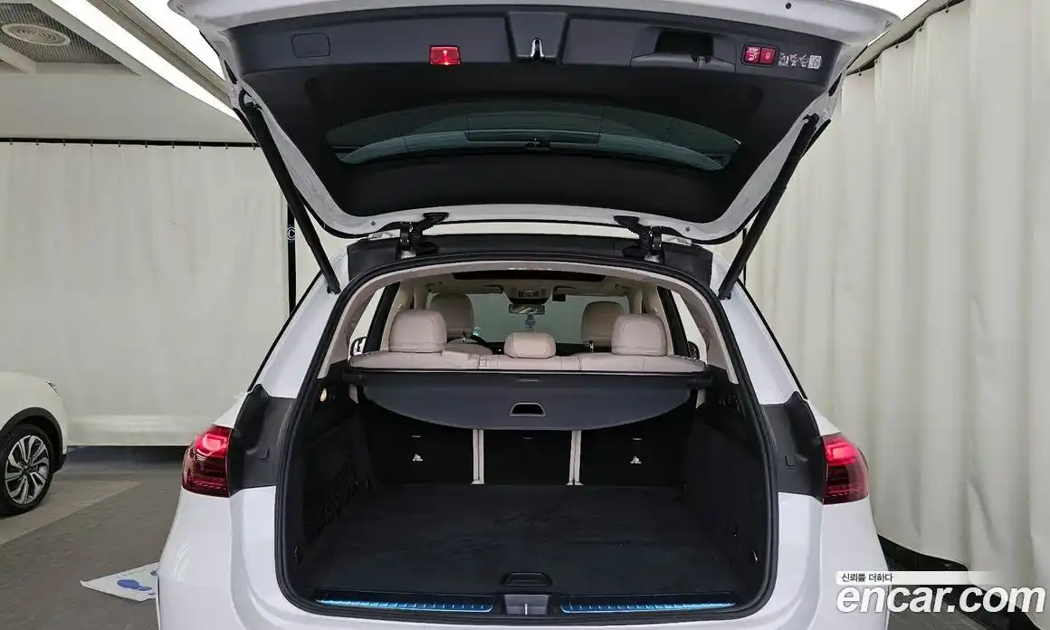 Mercedes-Benz GLE-Class 2025 3.0 гидро, фото 20