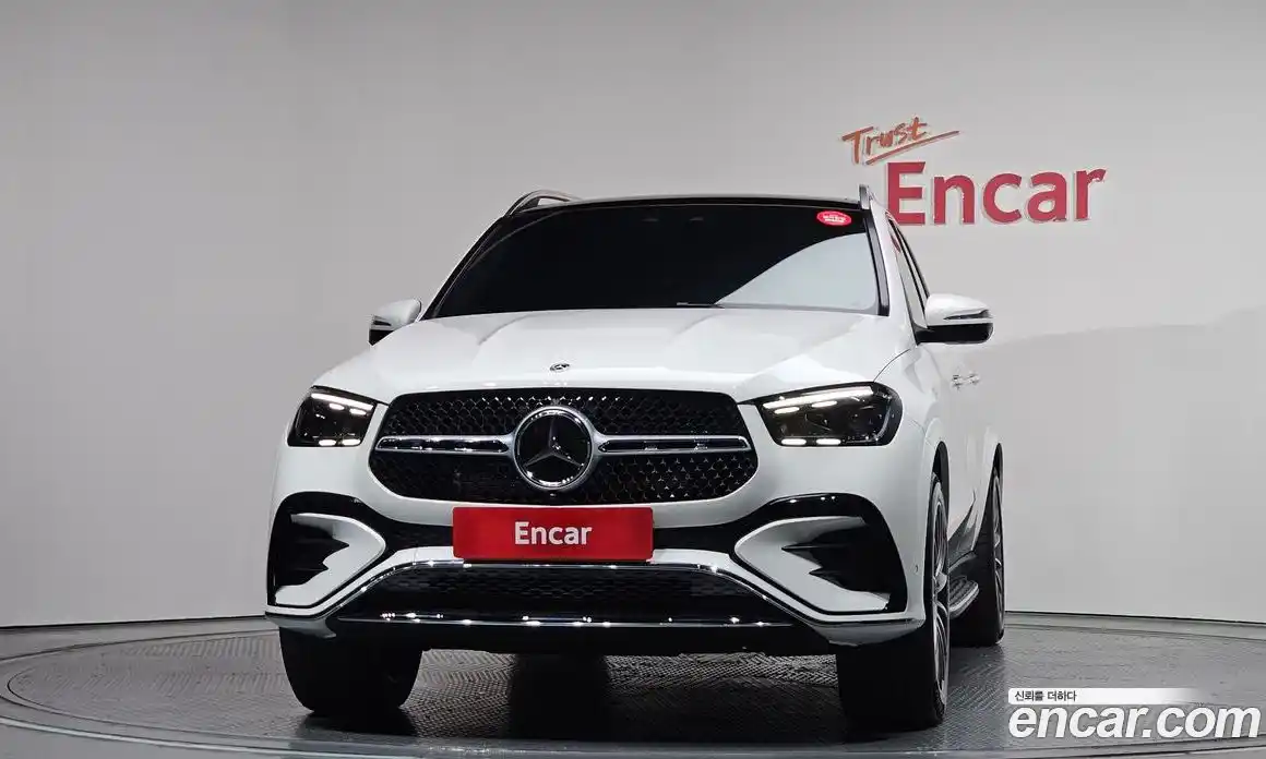 Mercedes-Benz GLE-Class 2025 3.0 гидро, фото 3