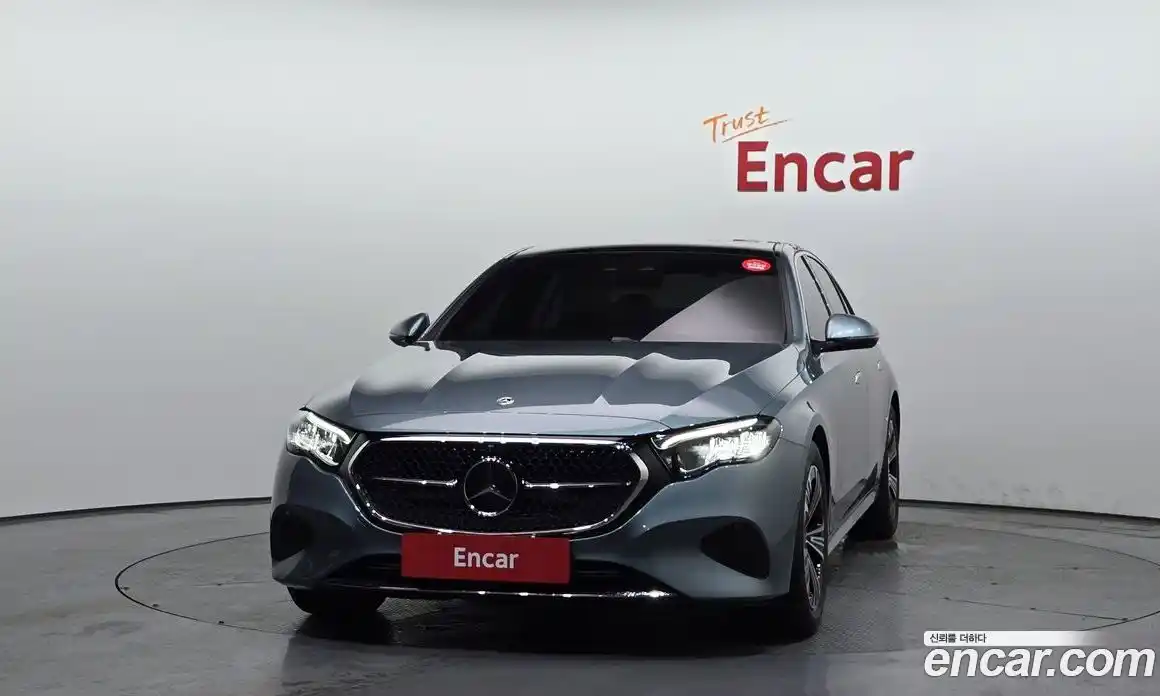 Mercedes-Benz E-Class 2025 2.0 гидро, фото 3
