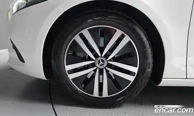 Mercedes-Benz A-Class 2023 2.0 гидро, миниатюра 5 Mercedes-Benz A-Class 2023 2.0 гидро, миниатюра 5