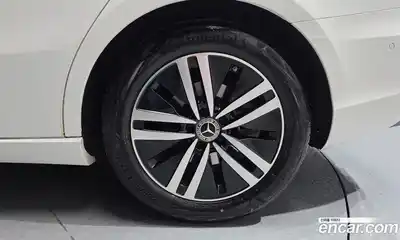 Mercedes-Benz A-Class 2023 2.0 гидро, миниатюра 7 Mercedes-Benz A-Class 2023 2.0 гидро, миниатюра 7