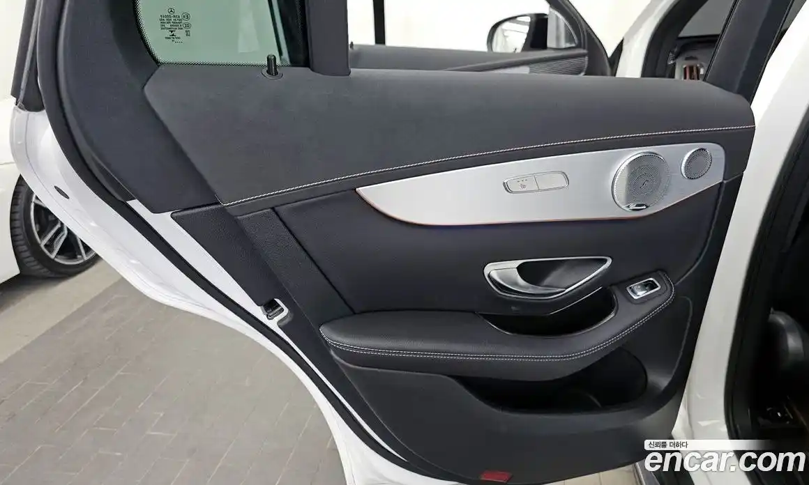 Mercedes-Benz EQC 2021 0.2 гидро, фото 15
