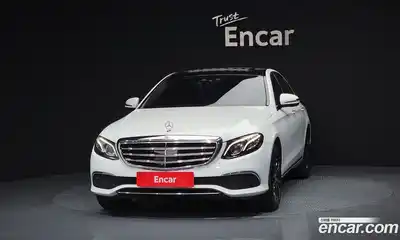 Mercedes-Benz E-Class 2020 2.0 гидро, миниатюра 3