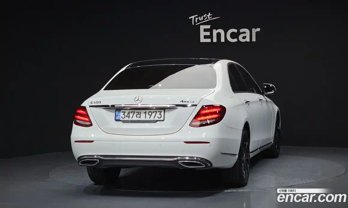 Mercedes-Benz E-Class 2020 2.0 гидро, фото 4