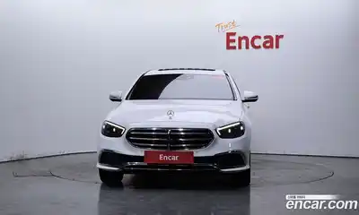 Mercedes-Benz E-Class 2023 2.0 гидро, миниатюра 3
