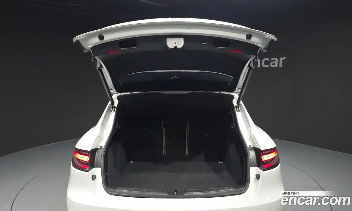 Porsche Macan 2021 2.0 автомат (гидро), фото 20