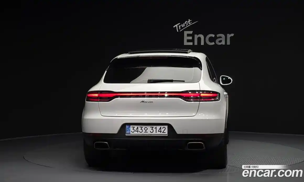 Porsche Macan 2021 2.0 автомат (гидро), фото 4