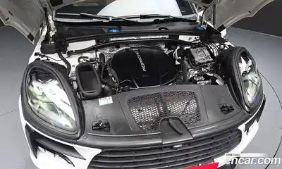 Porsche Macan 2021 2.0 автомат (гидро), миниатюра 6