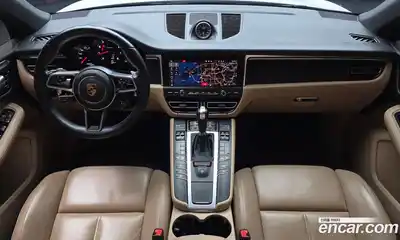 Porsche Macan 2021 2.0 автомат (гидро), миниатюра 7