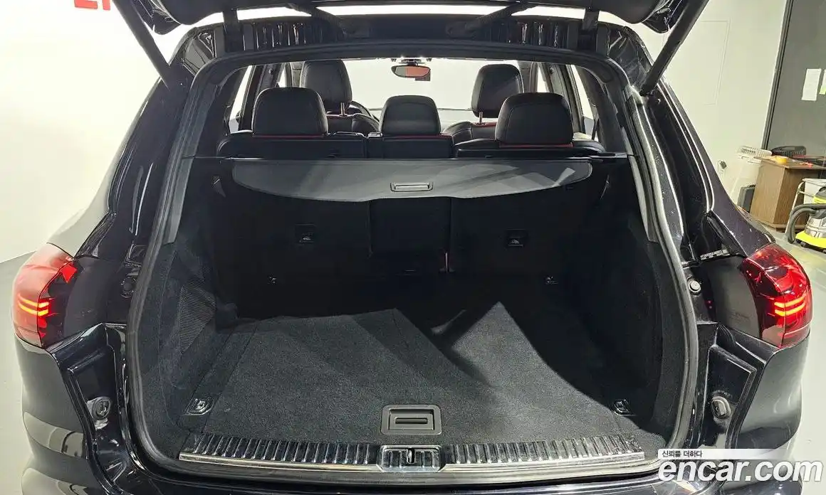 Porsche Cayenne 2018 3.6 автомат (гидро), фото 20