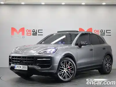 Porsche Cayenne, 2025, 6 410 км