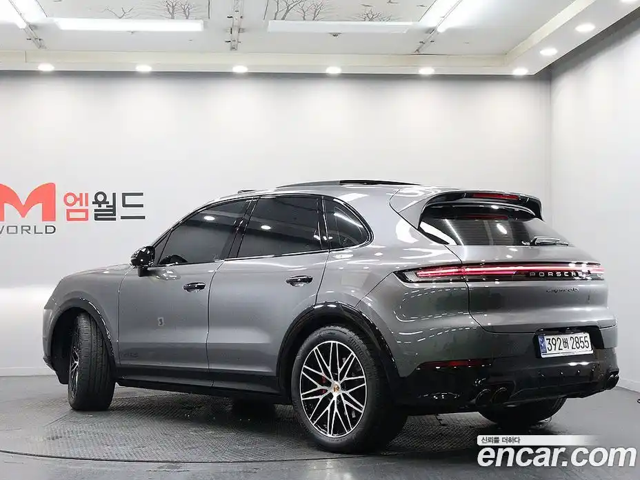 Porsche Cayenne 2025 4.0 автомат (гидро), фото 3