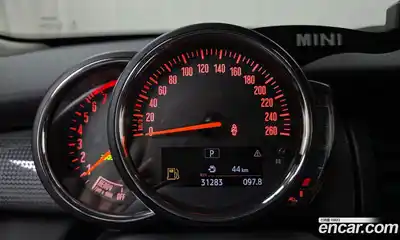 Mini Cooper 2018 1.5 автомат (гидро), миниатюра 11