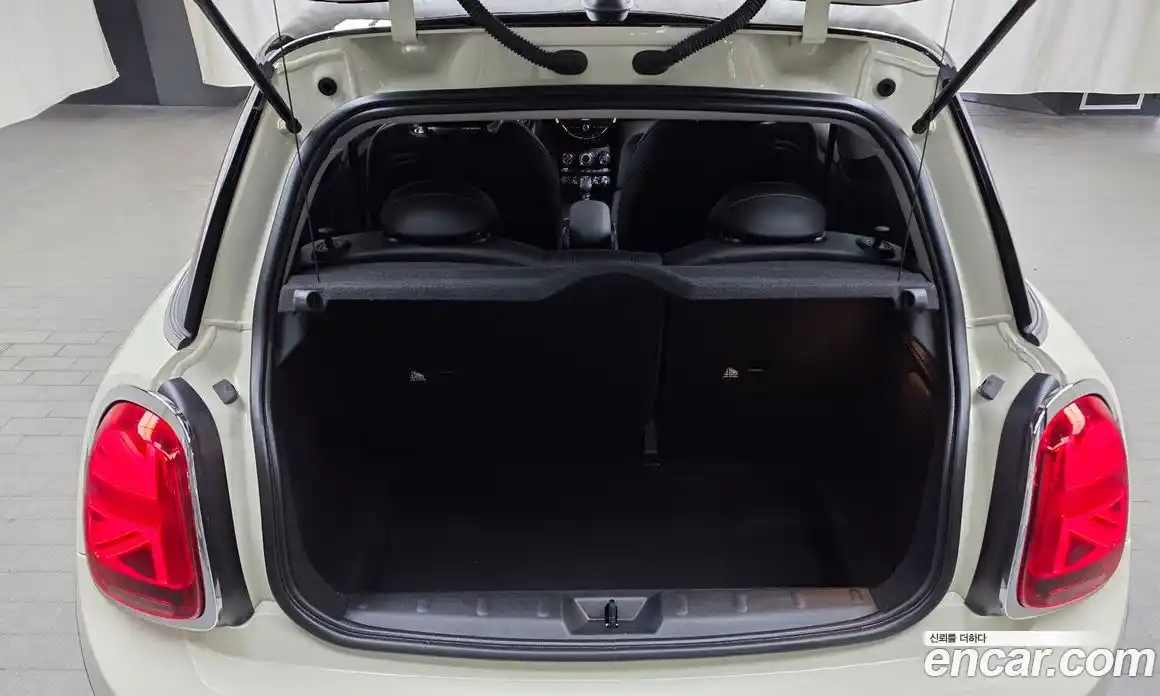 Mini Cooper 2018 1.5 автомат (гидро), фото 26