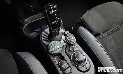 Mini Cooper 2023 2.0 автомат (гидро), миниатюра 12