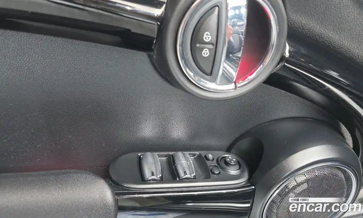 Mini Cooper Convertible 2019 1.5 автомат (гидро), фото 13