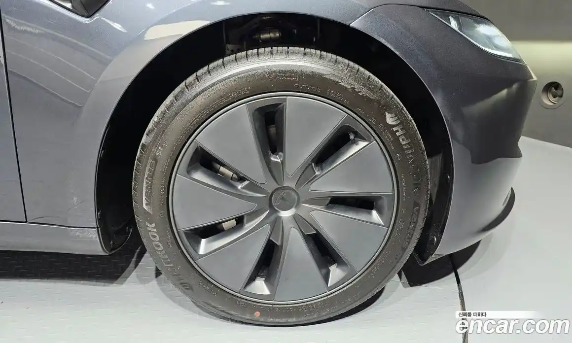 Tesla Model 3 2025 0.2 гидро, фото 7