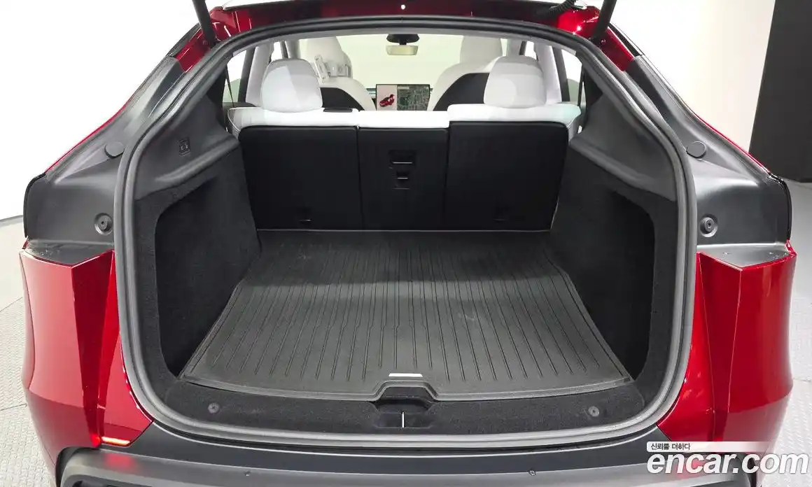 Tesla Model Y 2025 0.2 гидро, фото 26