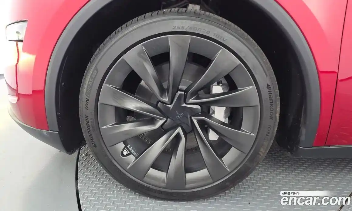 Tesla Model Y 2025 0.2 гидро, фото 5