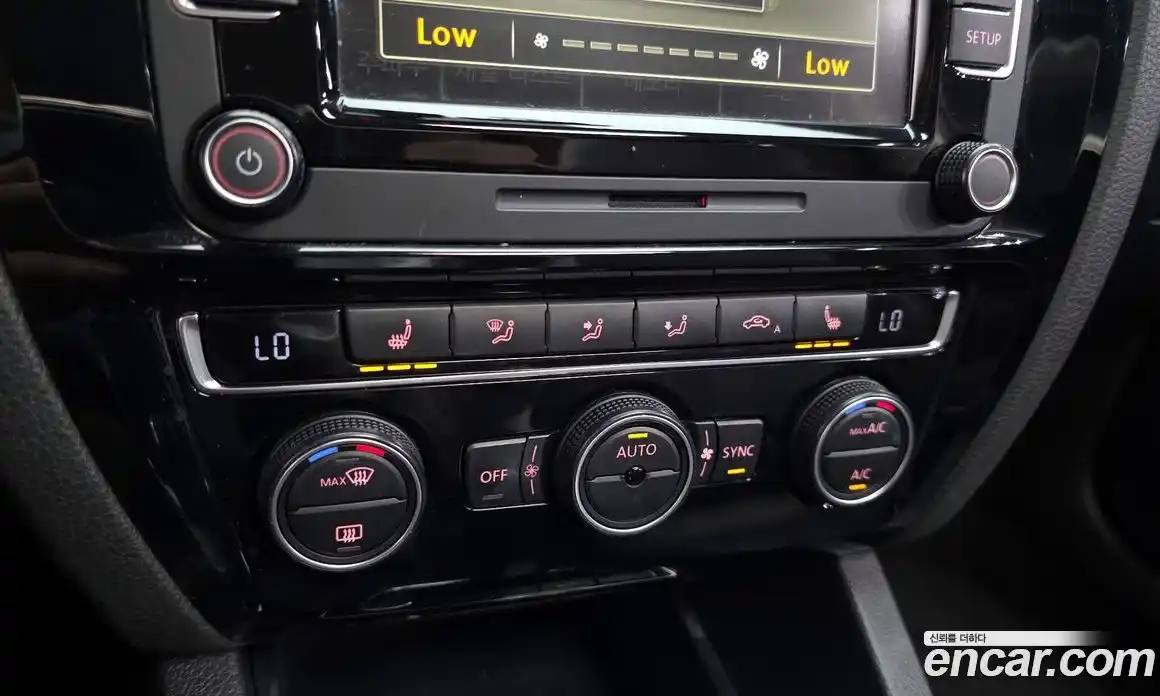 Volkswagen Jetta 2015 2.0 автомат (гидро), фото 17