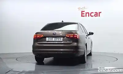 Volkswagen Jetta 2015 2.0 автомат (гидро), миниатюра 4