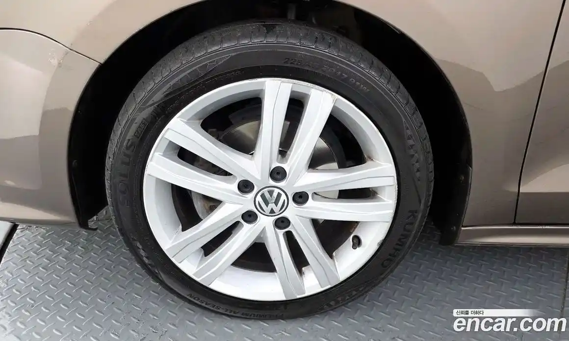 Volkswagen Jetta 2015 2.0 автомат (гидро), фото 5