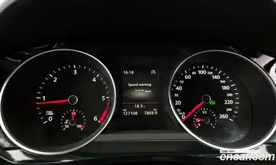 Volkswagen Jetta 2015 2.0 автомат (гидро), миниатюра 8