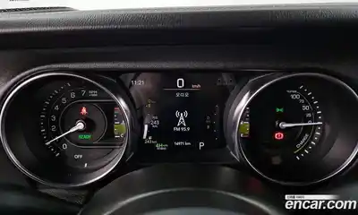 Jeep Wrangler 2022 2.0 автомат (гидро), миниатюра 11