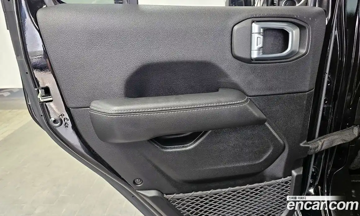 Jeep Wrangler 2022 2.0 автомат (гидро), фото 15
