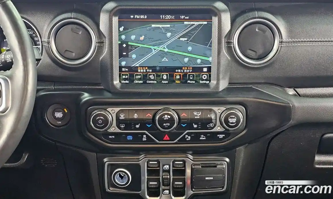 Jeep Wrangler 2022 2.0 автомат (гидро), фото 20