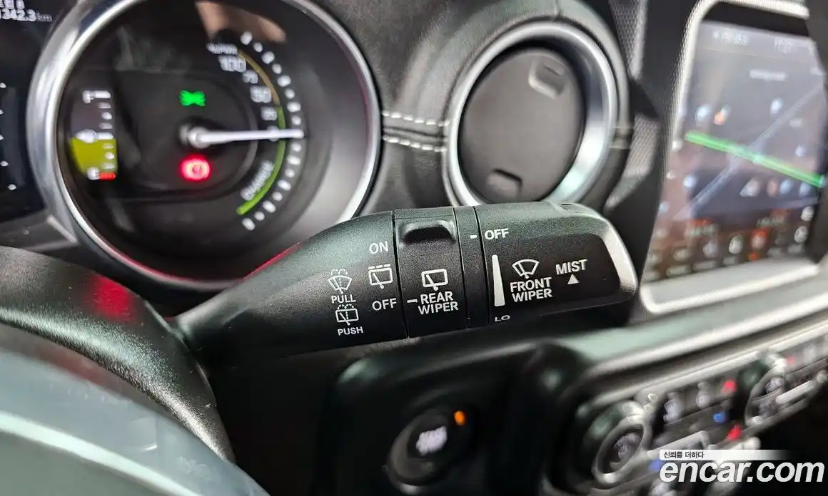 Jeep Wrangler 2022 2.0 автомат (гидро), фото 31