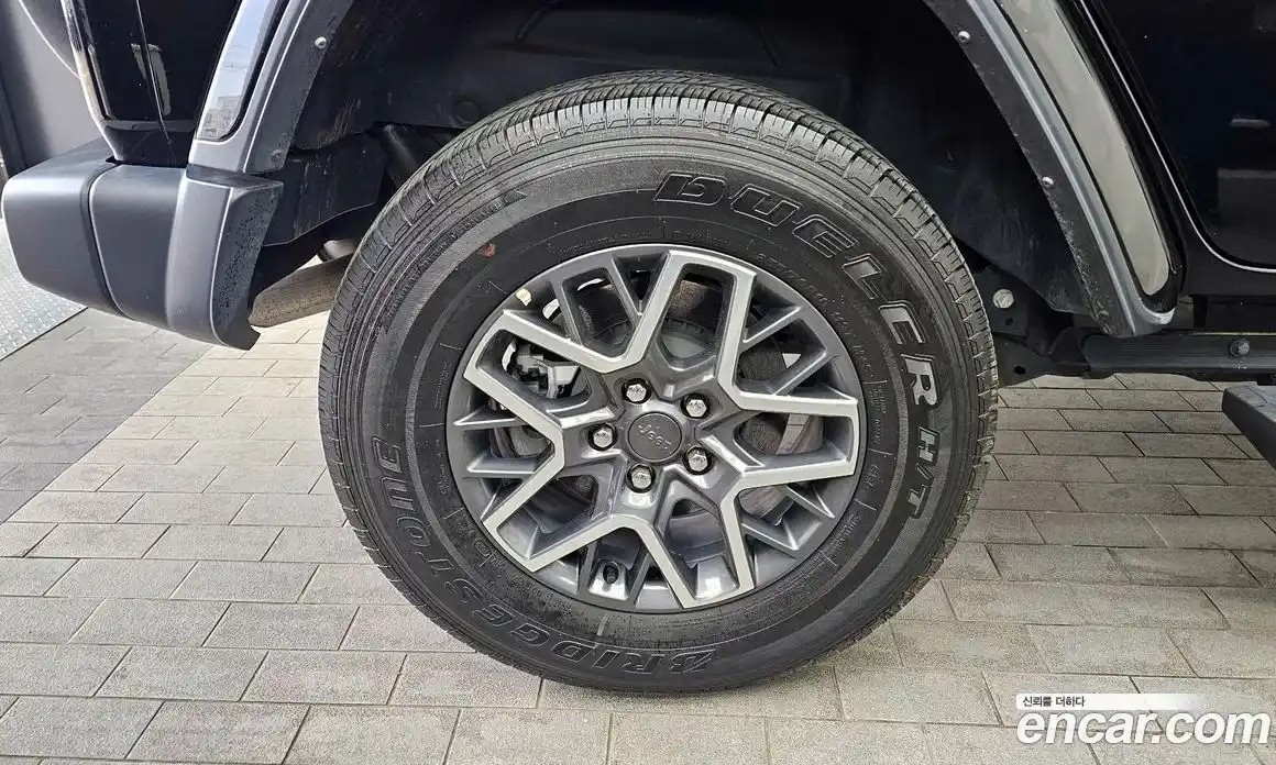 Jeep Wrangler 2022 2.0 автомат (гидро), фото 5