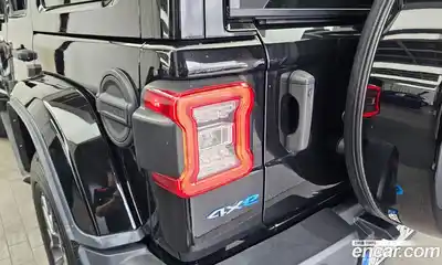 Jeep Wrangler 2022 2.0 автомат (гидро), миниатюра 9