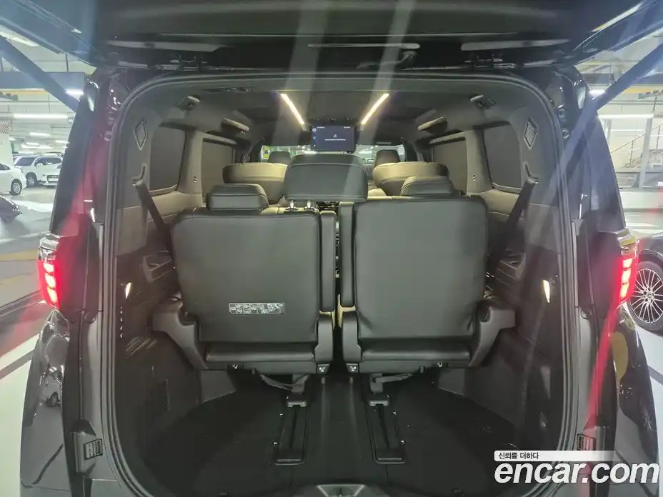 Toyota Alphard 2024 2.5 гидро, фото 11